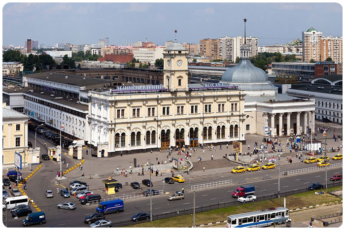 Октябрьский вокзал Москва